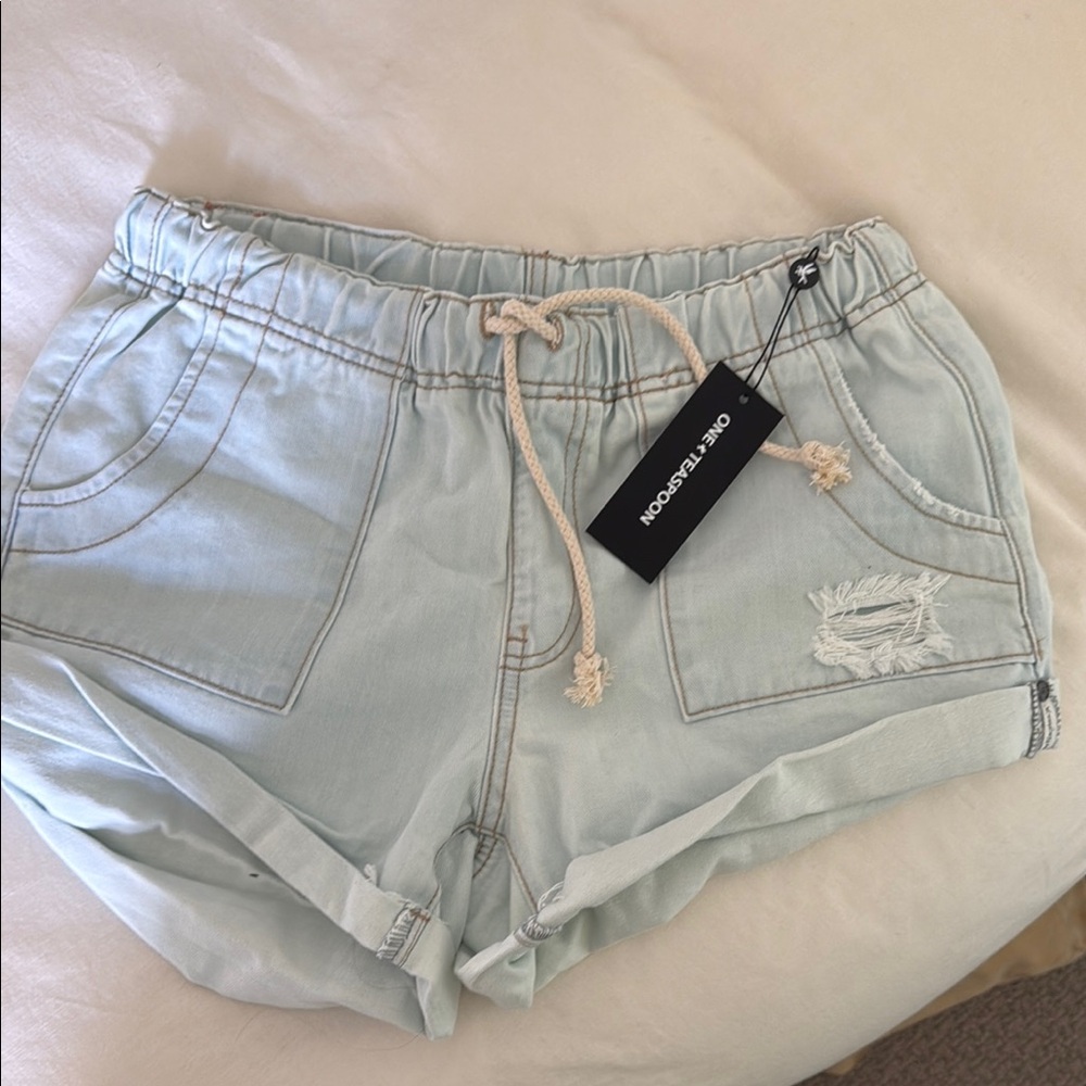One Teaspoon Brand New Blue Jean Shorts Distressed Style